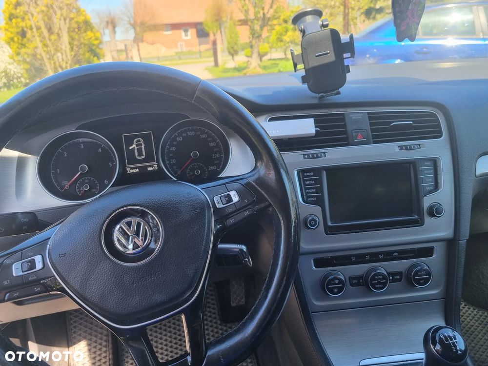 Volkswagen Golf 1.6 TDI 4Motion BlueMotion Technology Comfortline - 2