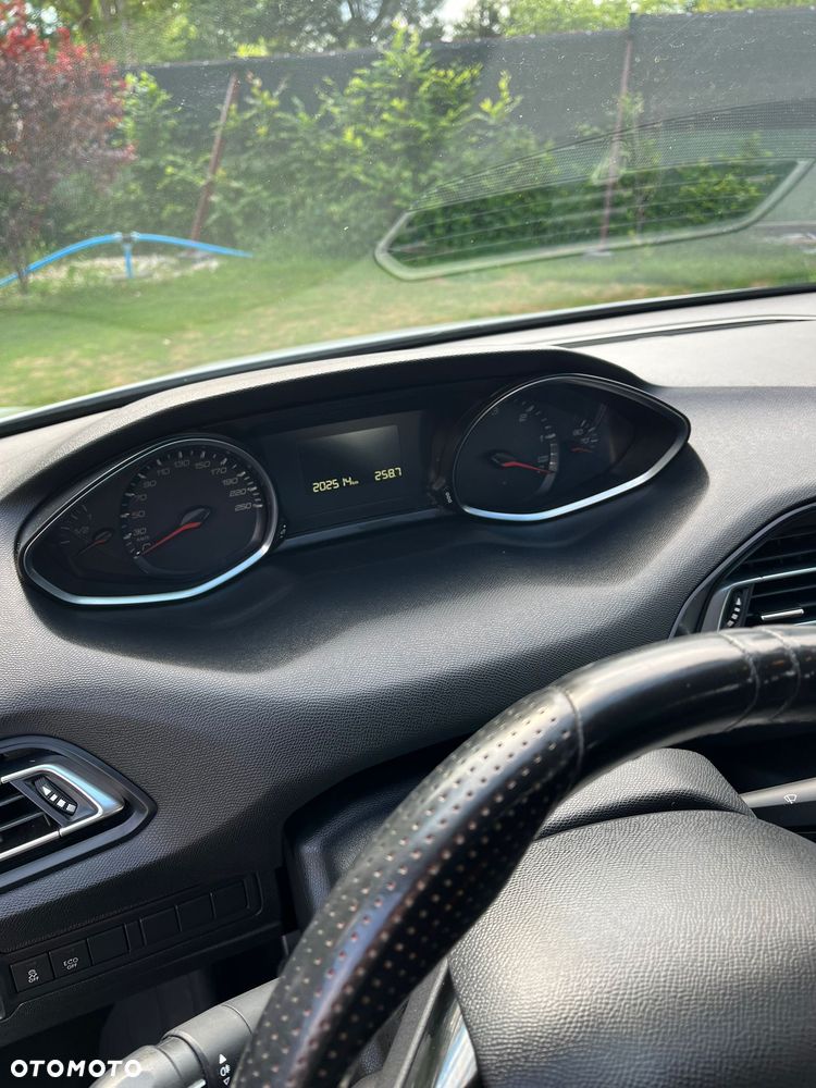 Peugeot 308 - 12