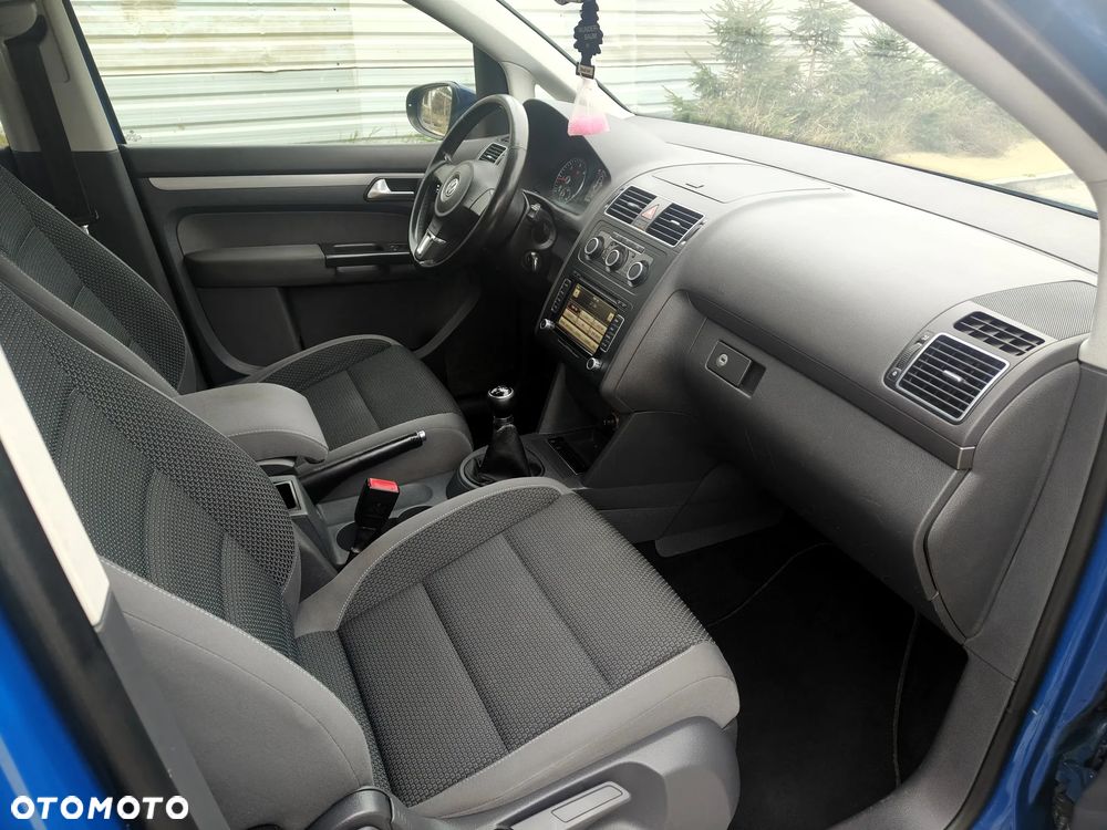 Volkswagen Touran 1.6 TDI DPF BlueMotion Technology Comfortline - 23