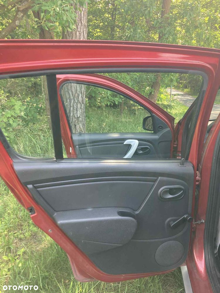 Dacia Sandero Stepway 1.6 - 3
