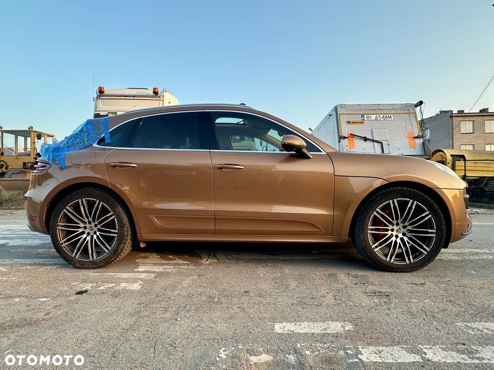 Porsche Macan Turbo PDK - 7