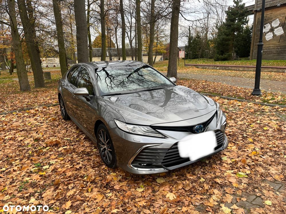 Toyota Camry 2.5 Hybrid Executive CVT - 2