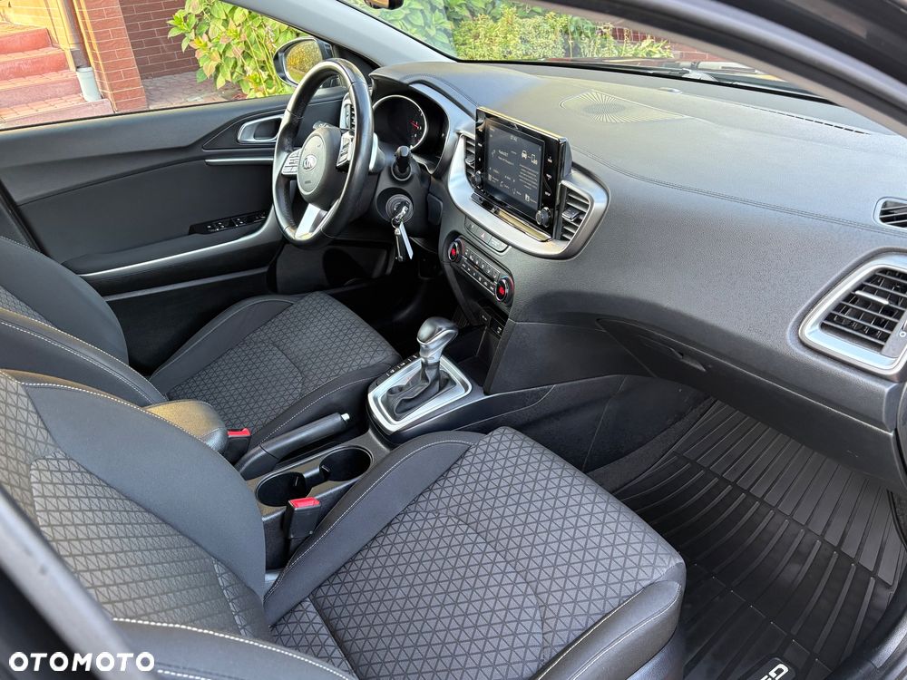 Kia XCeed 1.6 CRDi SCR L DCT - 11