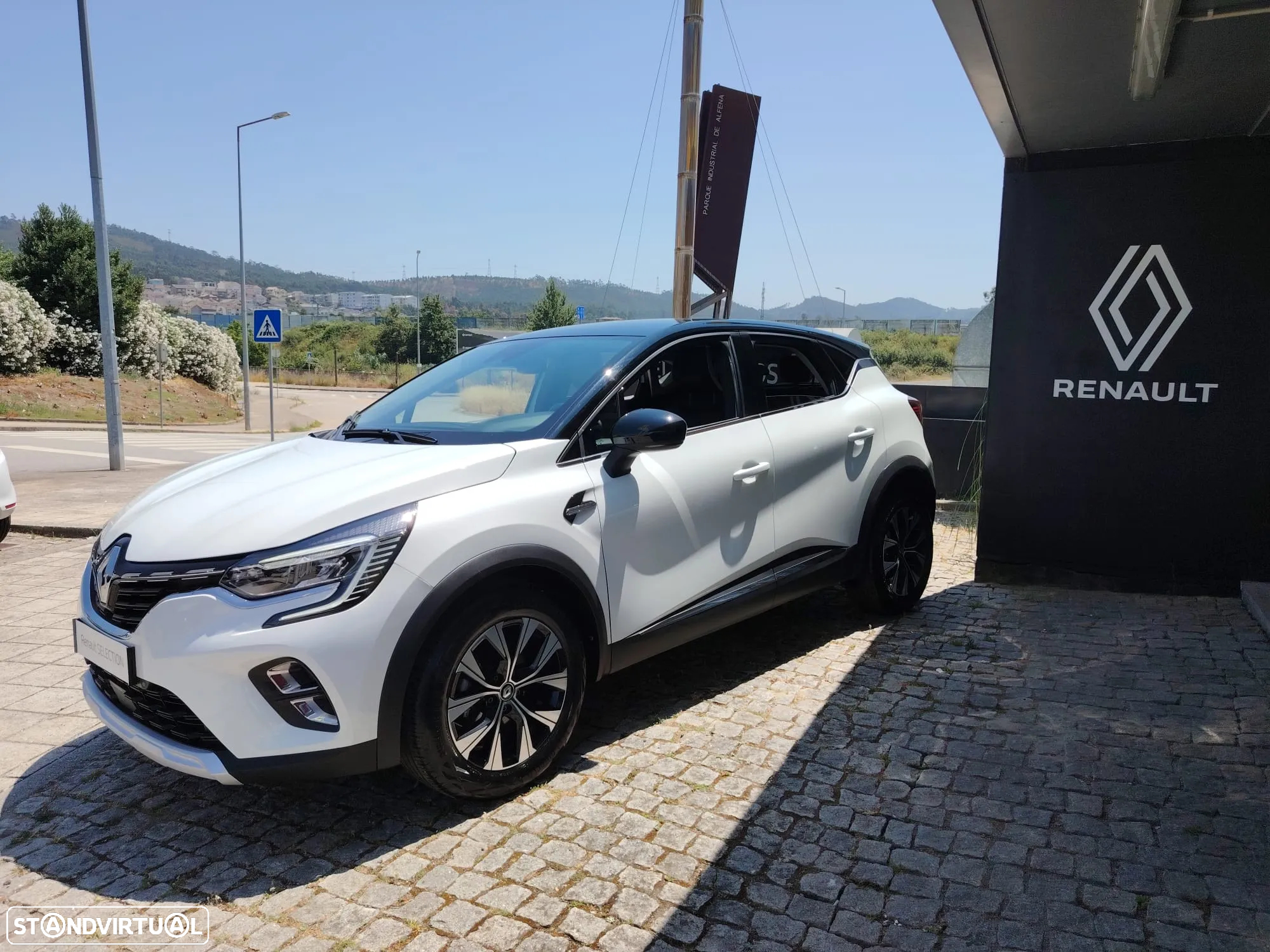 Renault Captur 1.0 TCe Techno Bi-Fuel - 4