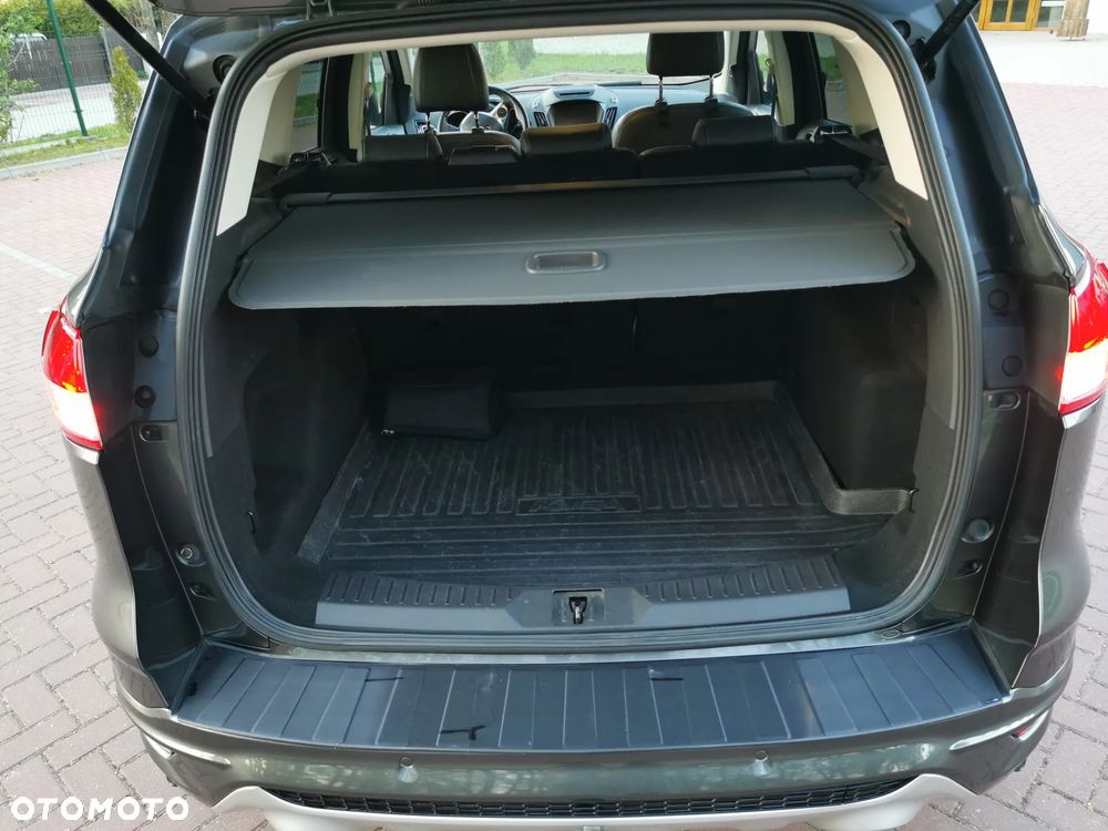 Ford Kuga 1.5 EcoBoost 2x4 Titanium - 26