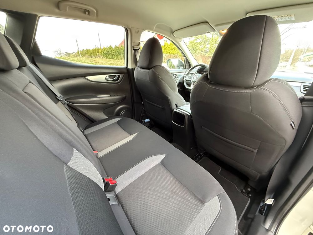 Nissan Qashqai 1.3 DIG-T Tekna - 8