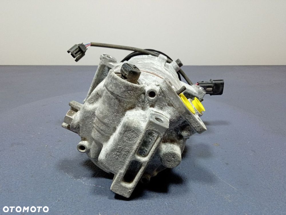 HYUNDAI I30 III 1.5 T-GDI 160 KM SPRĘŻARKA KLIMATYZACJI 97701G4800 - 1