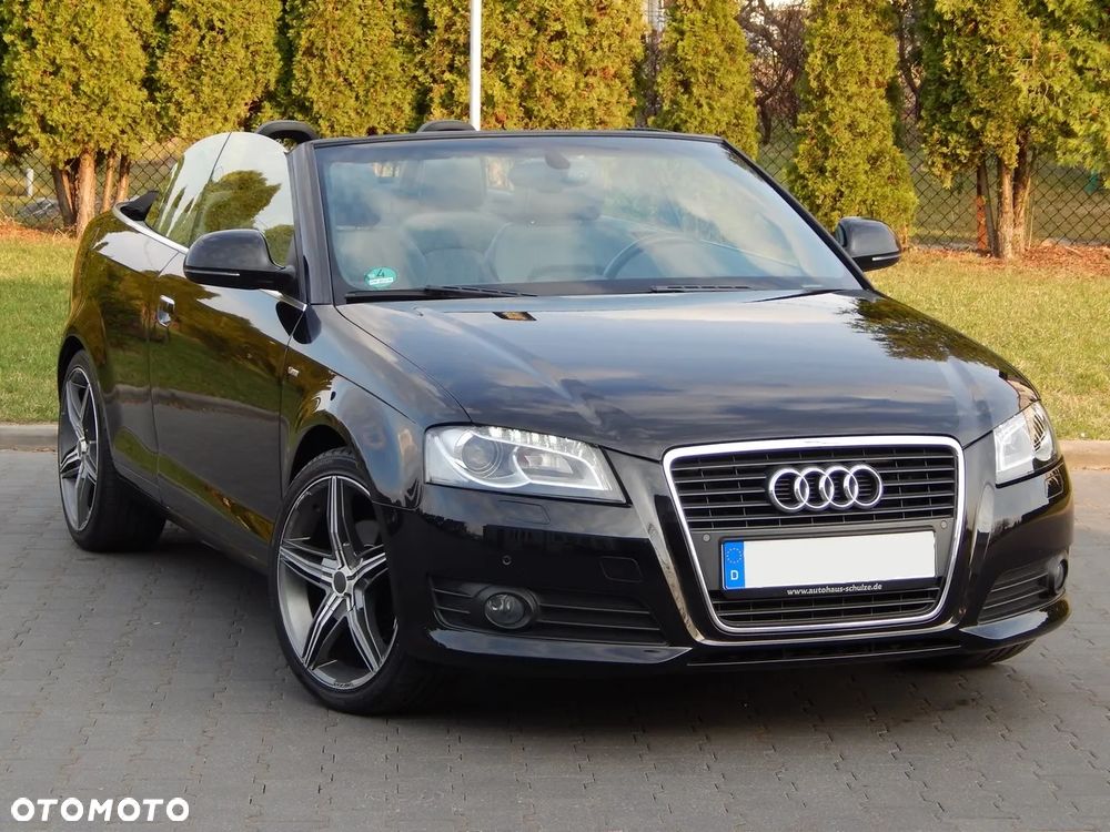Audi A3 Cabrio 2.0 TDI DPF S tronic S Line Sportpaket - 3