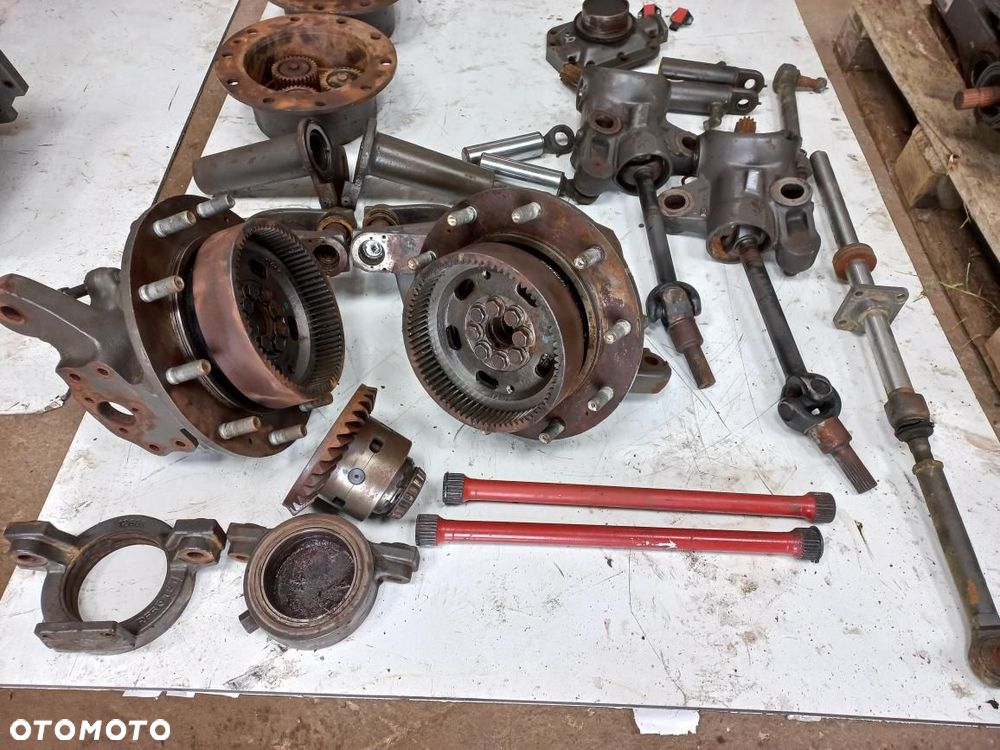 Części Most Carraro 20.25SI. 20.29 .DRIVETECH,Case CVX,MX,CS,Valtra,Claas 697 ATS,McCormick XTX 185,Miękka oś,satelita,TGL644723,K79-13,11770S71148,zwolnica,układ planetarny,półoś,obudowa,mechanizm różnicowy - 4