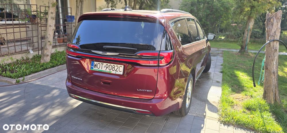 Chrysler Pacifica - 3