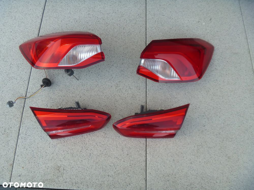 FORD FOCUS MK4 HB LAMPA TYLNA LEWA PRAWA LED W KLAPĘ ORYGINAŁ IGŁA - 1