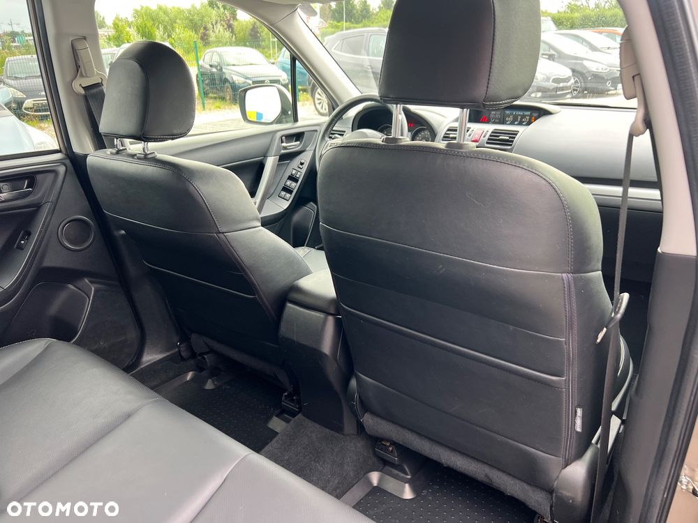 Subaru Forester 2.0D XE NAV Euro5 - 12