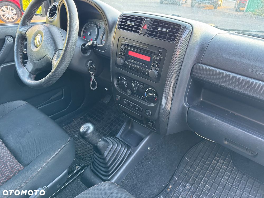 Suzuki Jimny Black&White - 20
