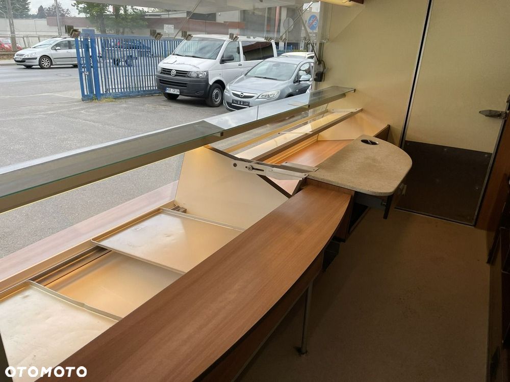Mercedes-Benz Sprinter - 17