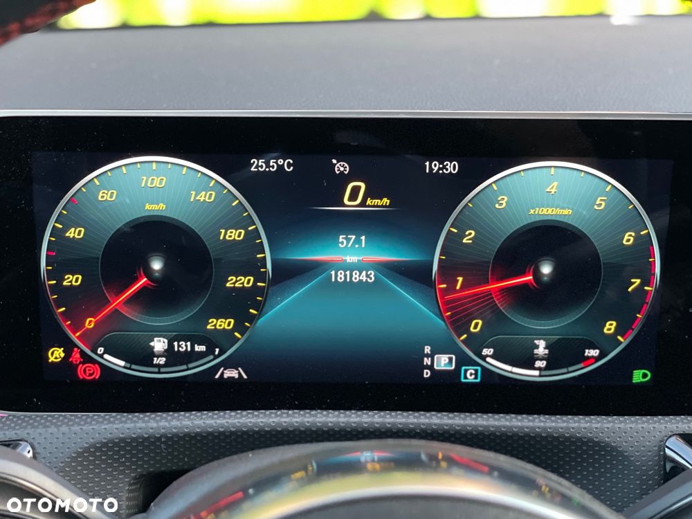 Mercedes-Benz CLA 200 AMG Line 7G-DCT - 20