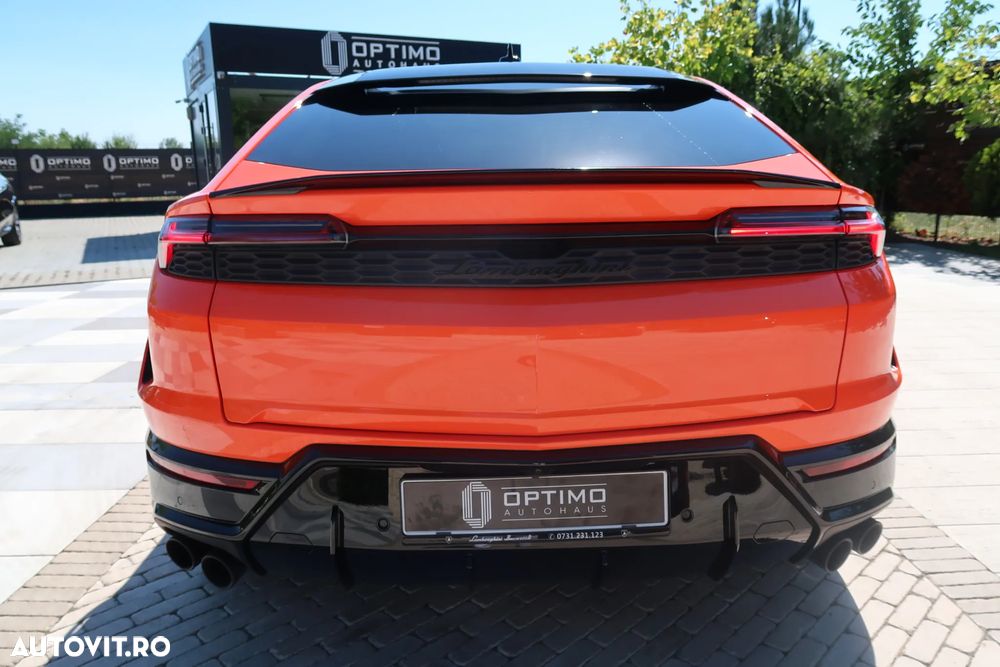 Lamborghini URUS - 6