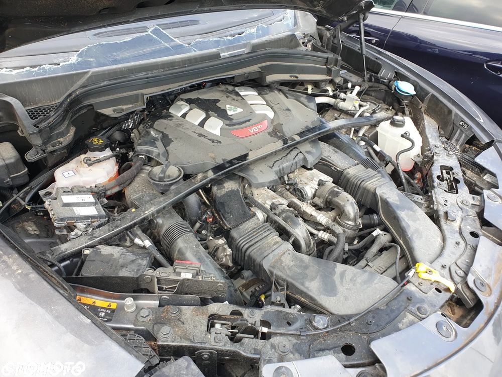 Alfa Romeo Stelvio V6 2.9 Bi-Turbo AT8-Q4 Quadrifoglio - 12