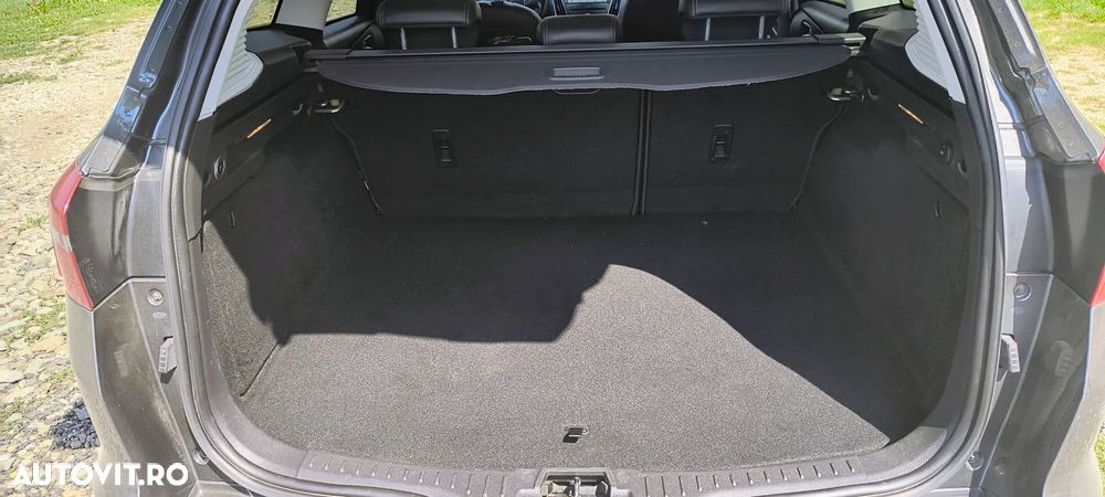 Ford Focus 2.0 TDCI Powershift Titanium - 8