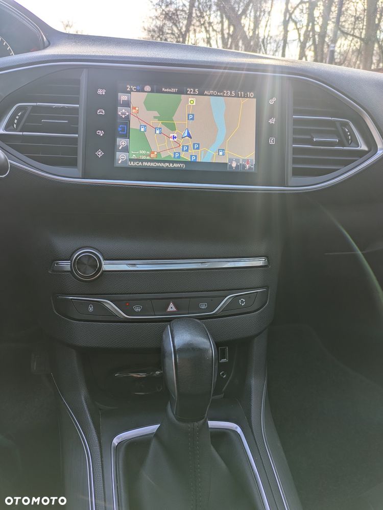 Peugeot 308 BlueHDi FAP 150 Stop&Start Automatik Allure - 20