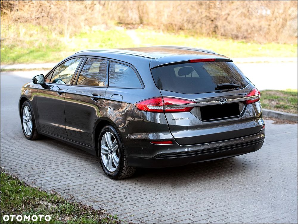 Ford Mondeo - 13
