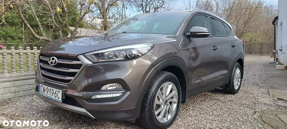 Hyundai Tucson 2.0 CRDI BlueDrive Comfort 2WD - 21