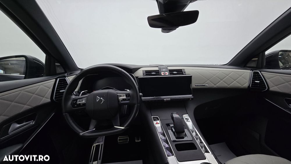 DS Automobiles DS 7 Crossback - 14