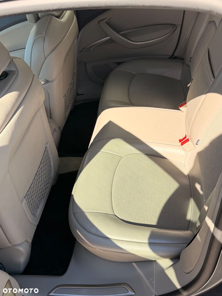 Citroën C5 2.0 HDi Exclusive - 10