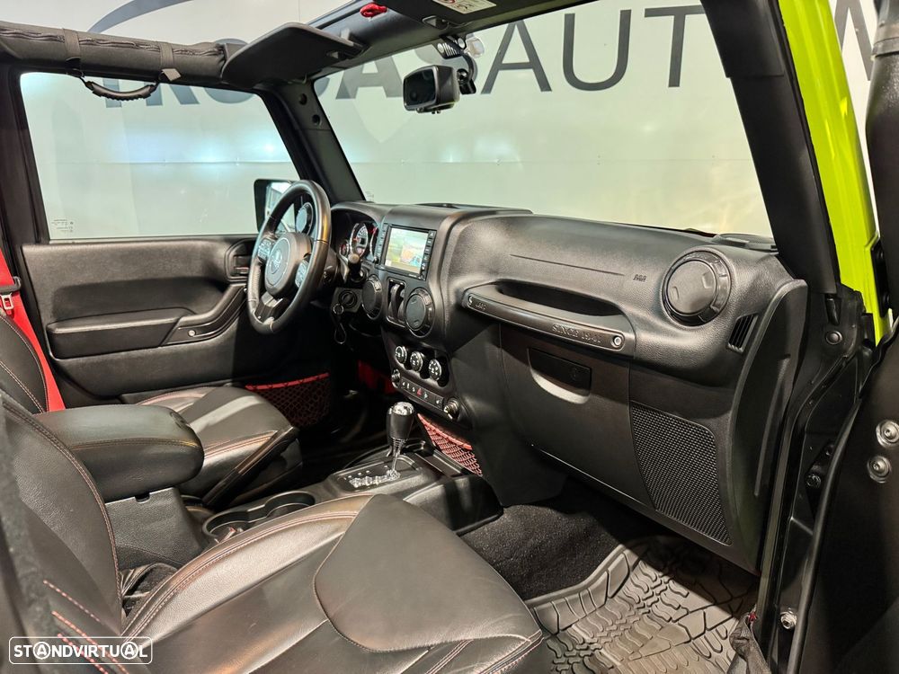 Jeep Wrangler - 46