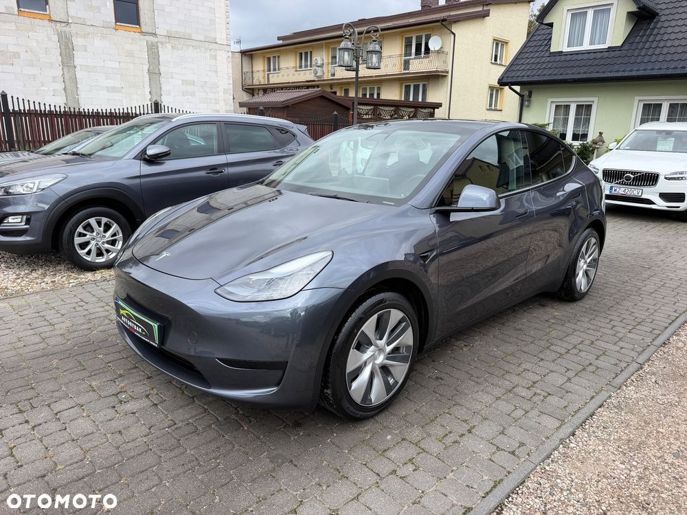 Tesla Model Y RWD - 19