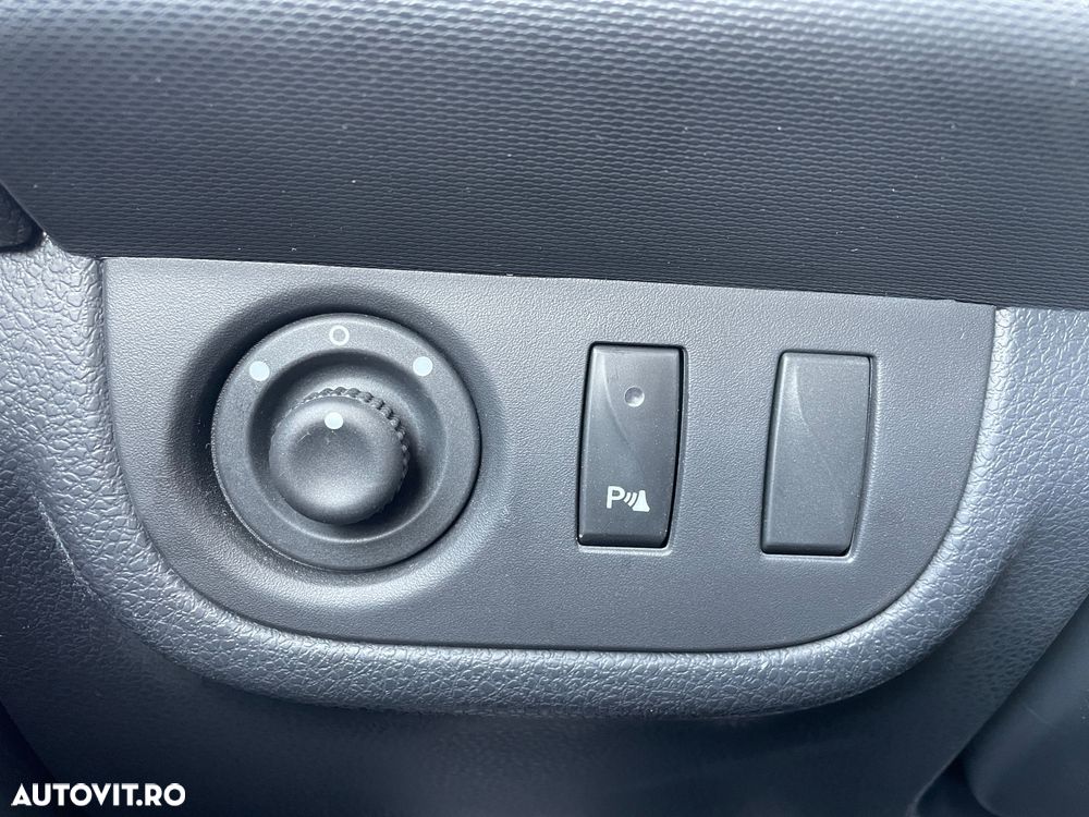Dacia Sandero SCe 75 Comfort - 13