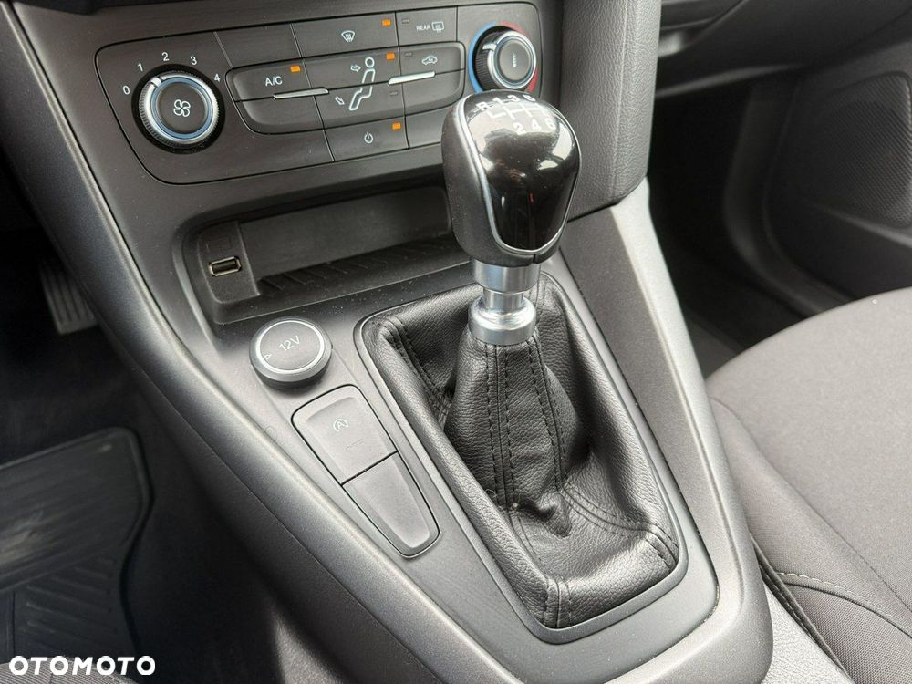 Ford Focus - 13
