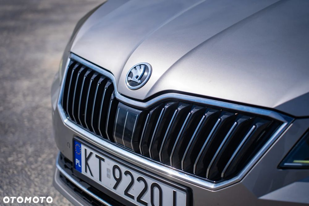 Skoda Superb 2.0 TDI L&K DSG - 3