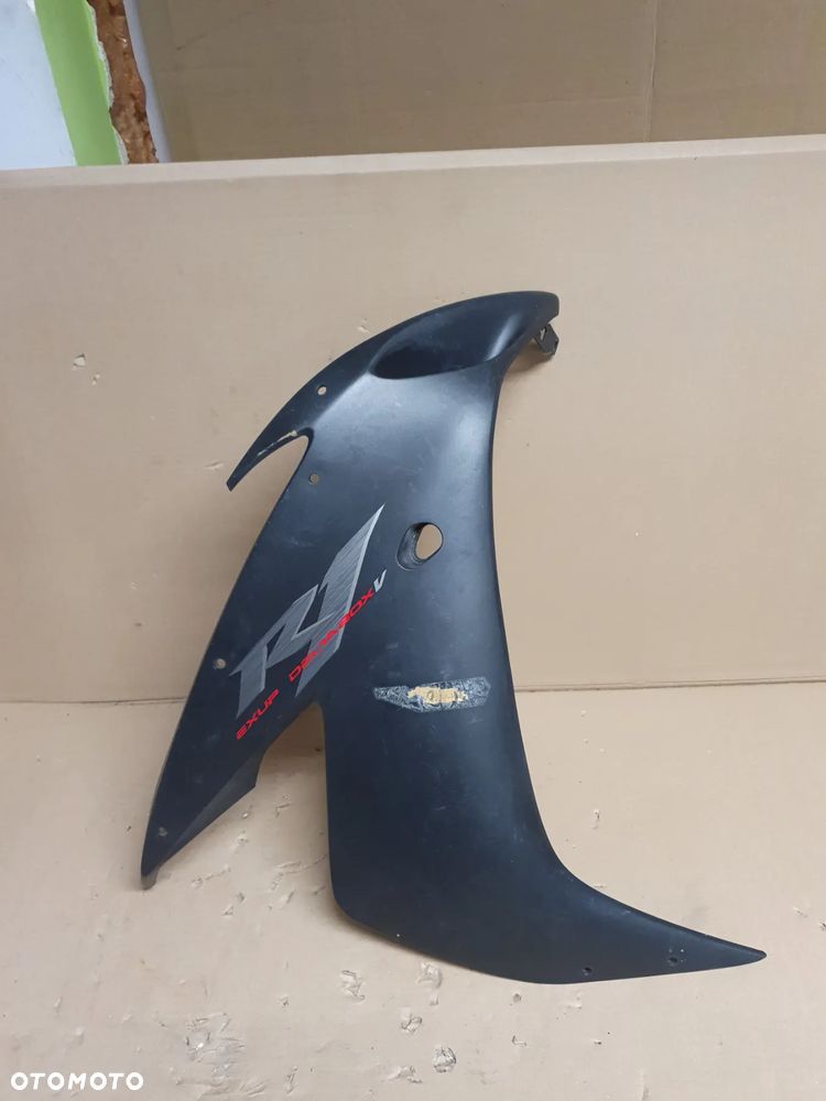 Yamaha YZF-R1 1000 RN12 (2004 - 2006) Prawy bok owiewka prawa - 1