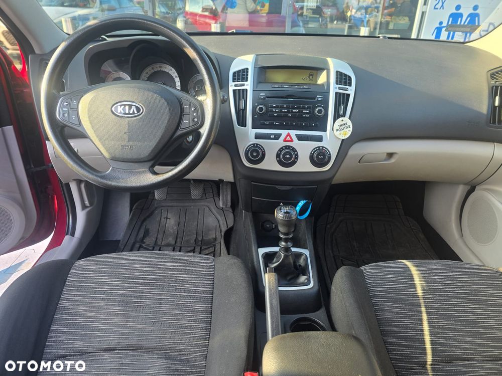 Kia Ceed 1.6 Crdi Comfort - 5