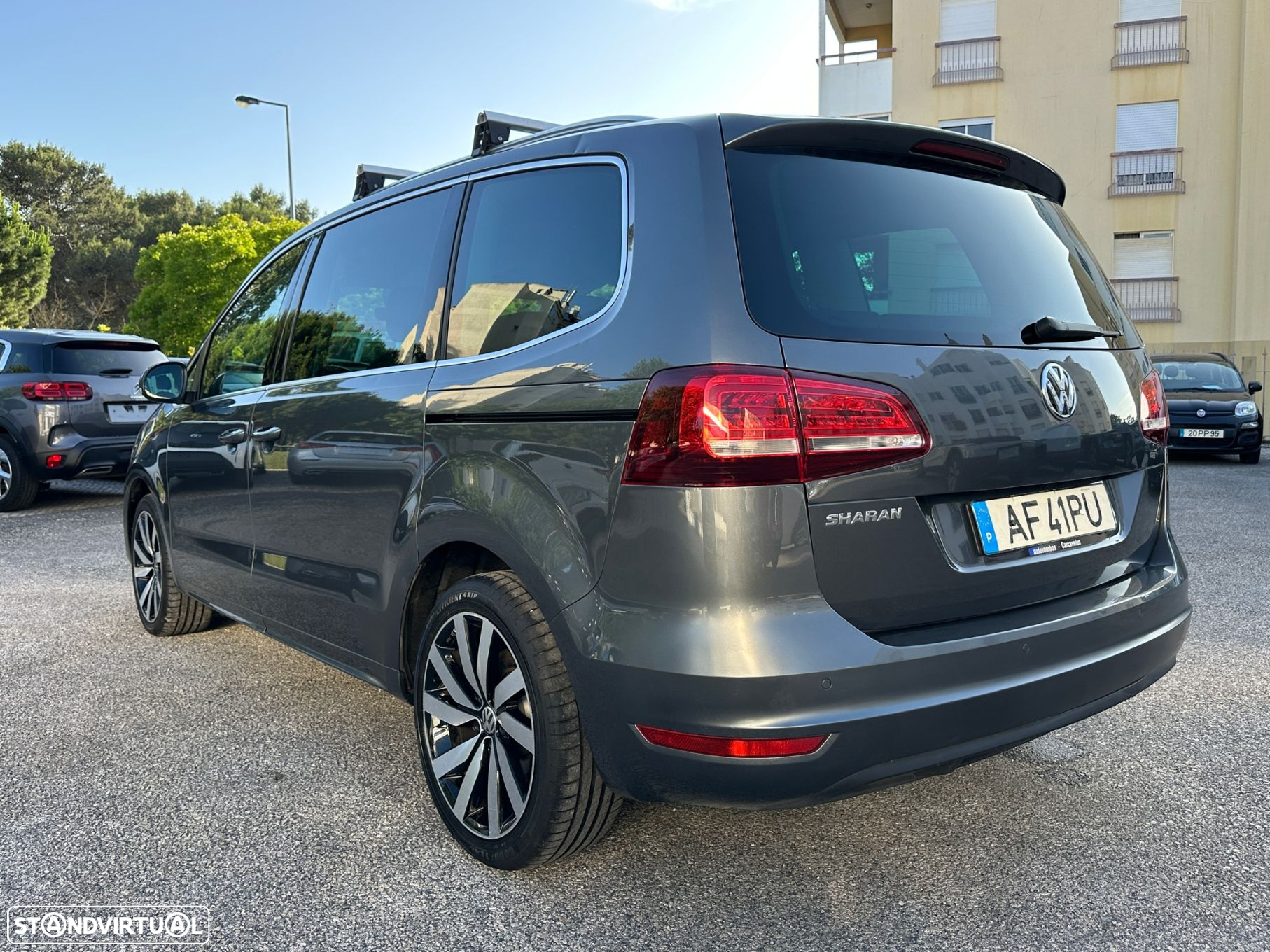 VW Sharan 1.4 TSI Highline DSG - 8