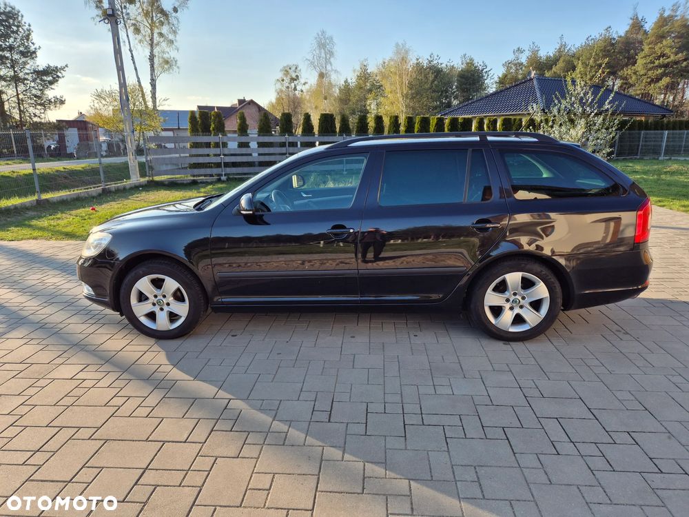 Skoda Octavia 1.6 - 6