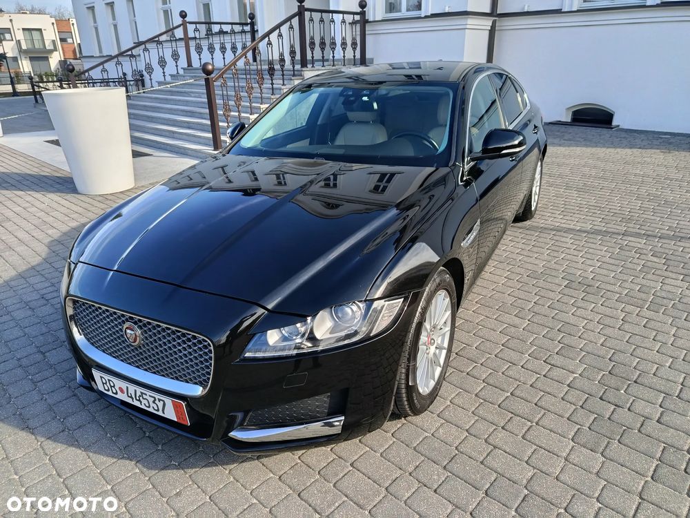 Jaguar XF E-Performance Portfolio - 2