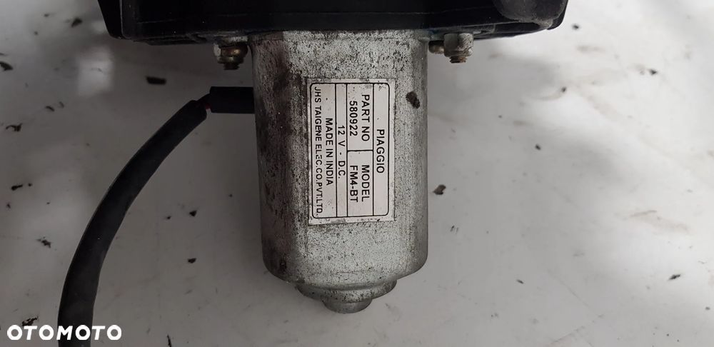 Piaggio X9 125 Chłodnica Wentylator - 4