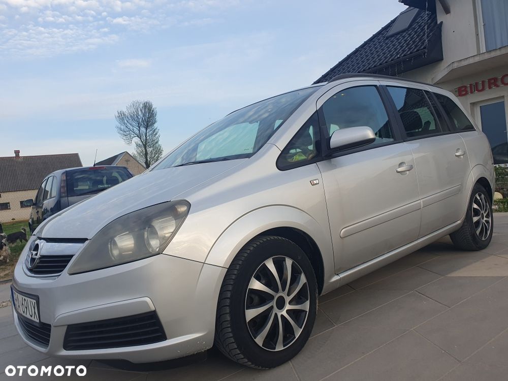Opel Zafira - 1