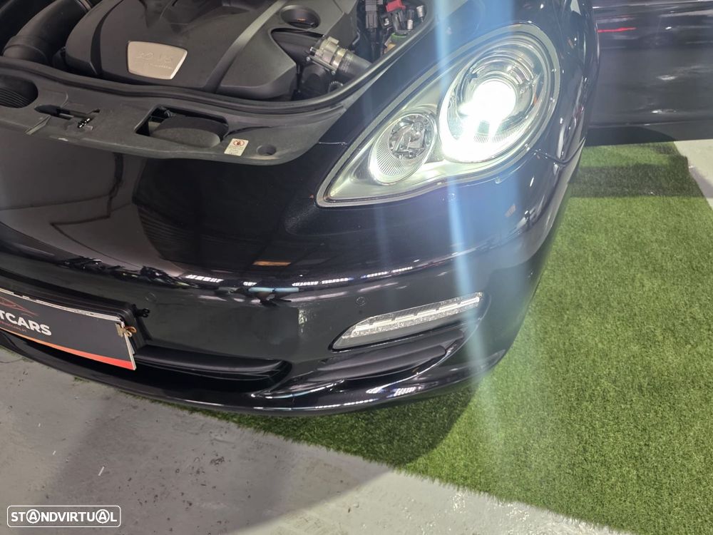 Porsche Panamera Platinum Edition - 6