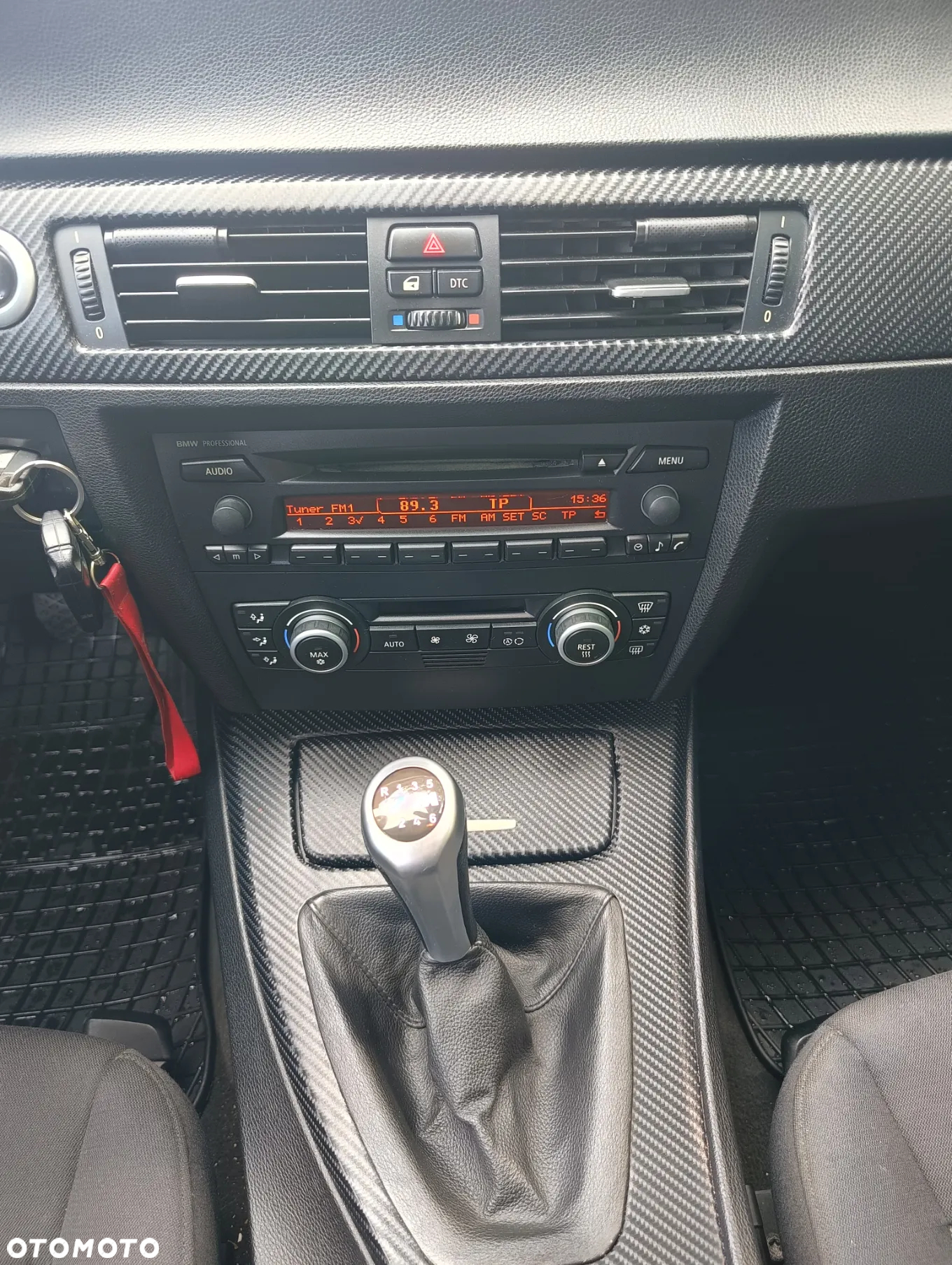 BMW Seria 3 318i Touring - 6