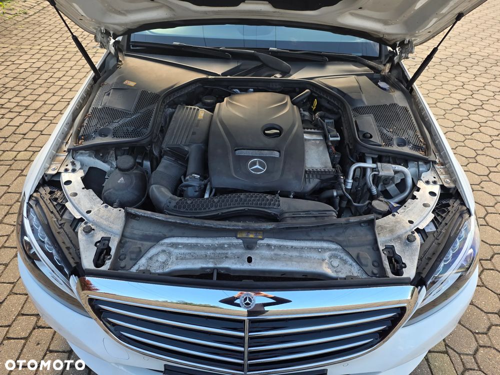 Mercedes-Benz Klasa C 200 7G-TRONIC Exclusive - 7
