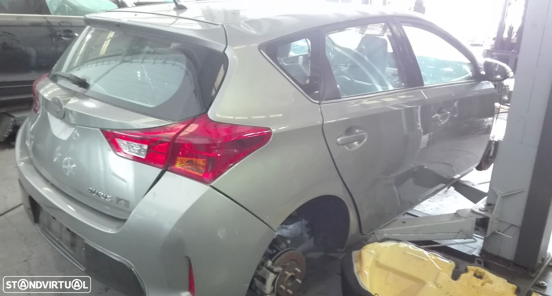 Peças Toyota Auris  Hybrid 2013 - 12