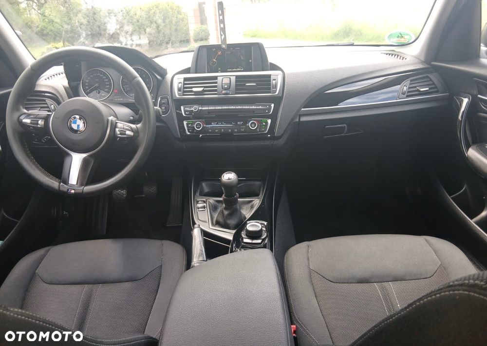 BMW Seria 1 118i Edition Metropolitan - 8