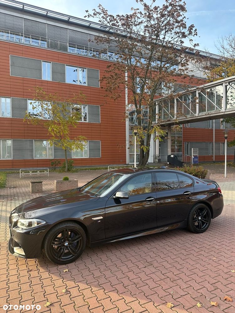 BMW Seria 5 530d xDrive - 15