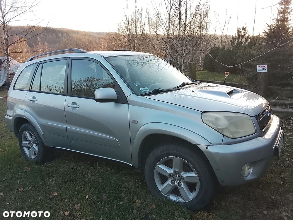 Toyota RAV4 D-4D 4x4 - 4