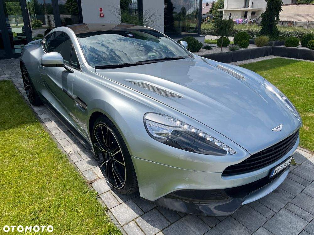 Aston Martin Vanquish Standard - 3