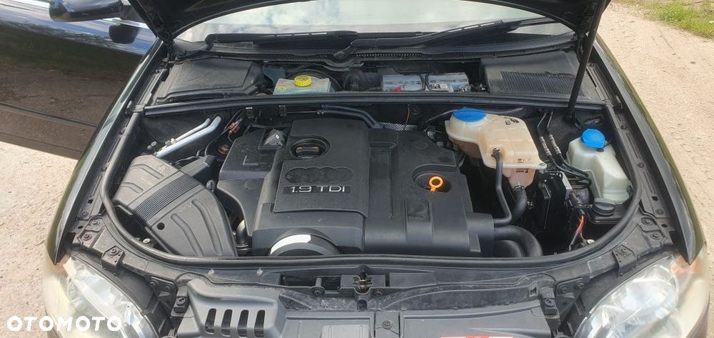Audi a4 b7 1.9 tdi części blask - 8