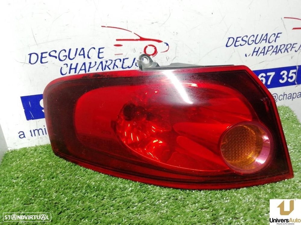 FAROLIM TRASEIRO ESQUERDO FIAT CROMA 2005 - - 2