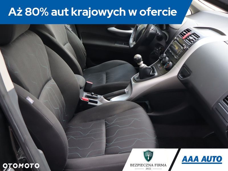 Toyota Auris - 10